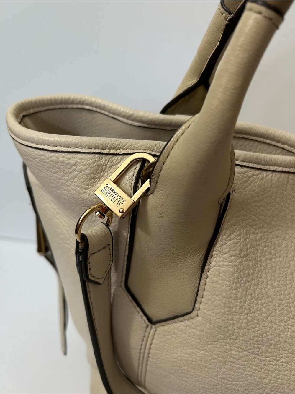 Aimee Kestenberg Pebbled Cream Leather Satchel/Crossbody with Gold Hardware - Picture 6 of 16